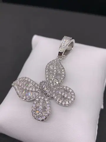 아게하 Butterfly 나비 실버 블링블링 목걸이 지르코니아