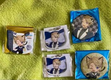 나루카미 아라시 앙스타 콜라보 캔뱃지 3개 + 키 체인 참 2개