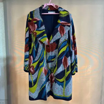 노리코 아라키 코트