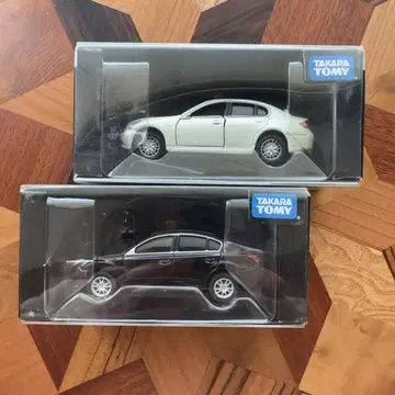 토미카 리미티드 복면 순찰차 레거시 B4 스카이라인 고속도로 교통 경찰대