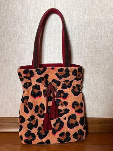 페이러 레오파드 무늬 복조리형 핸드백