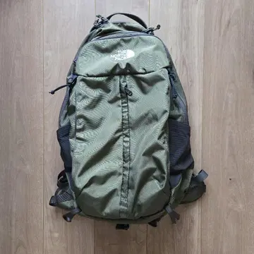 THE NORTH FACE NM71900 백팩 올리브 그린