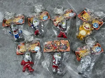 츠부라야 캐릭터 피규어 키링 울트라맨 세븐 티가 다이나 가이아 전 7종