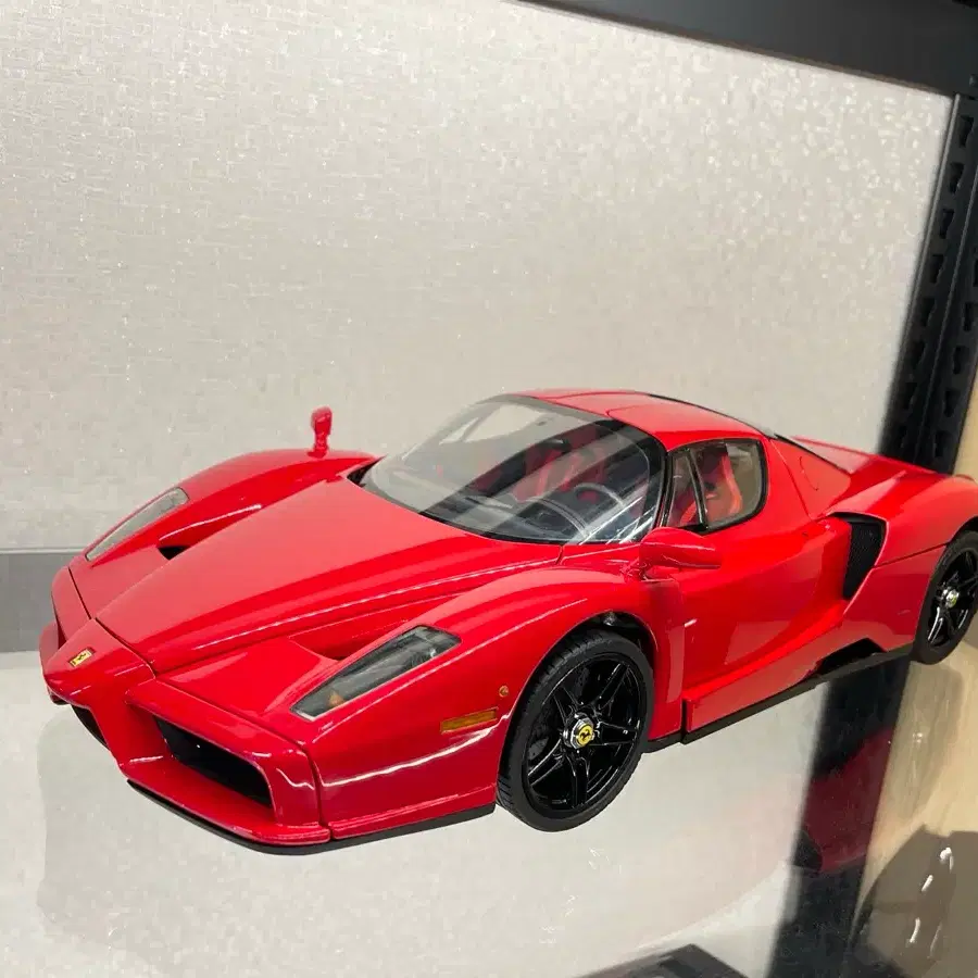 Maquette Academy 1/24 Ferrari 250 LM - Modèle à Assembler Occasion