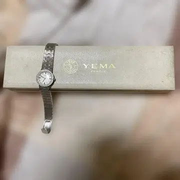 YEMA 실버 쿼츠 손목시계