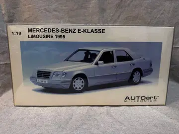 AUTOart 1/18 Mercedes E-Klasse 1995 1:18