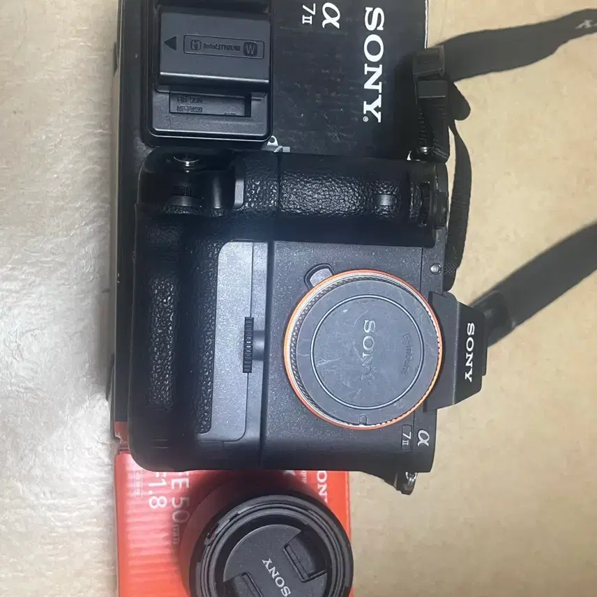 소니 a7M2 (a7 II) 카메라 + 50mm 렌즈