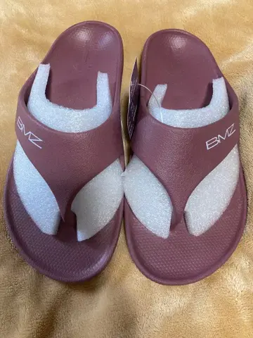 미사용 새상품 택 포함! BMZ 아시토레 샌들 22cm