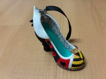 디즈니 이상한 나라의 앨리스 하트 여왕 오너먼트