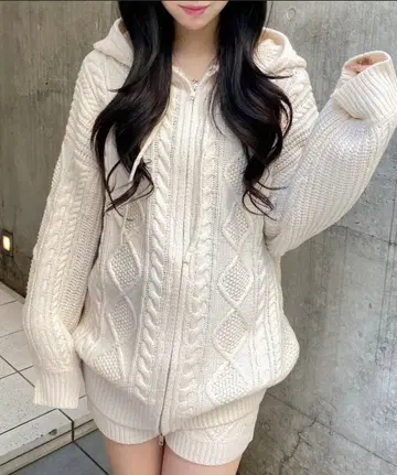 INGNI 잉그 케이블 빅 니트 후드티 케이블 니트 숏팬츠