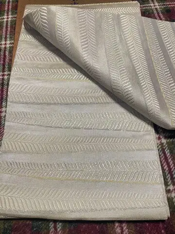 잎 무늬 자수 후쿠로 오비 크림색