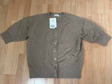 [택 포함 새상품] LEVITA 크루 가디건 골드 IENA