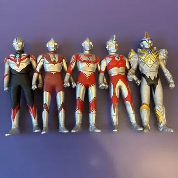 울트라맨 피규어 5체 세트