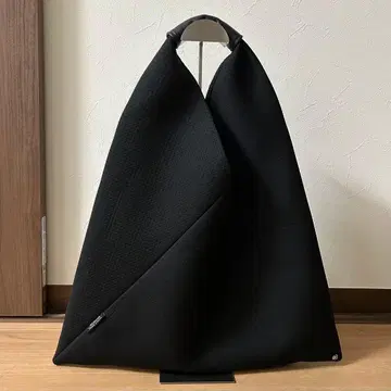 [ EDITA.에디타 ] 트라이앵글 토트백/블랙 숄더