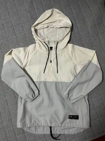 언더 아머 풀오버 윈드브레이커