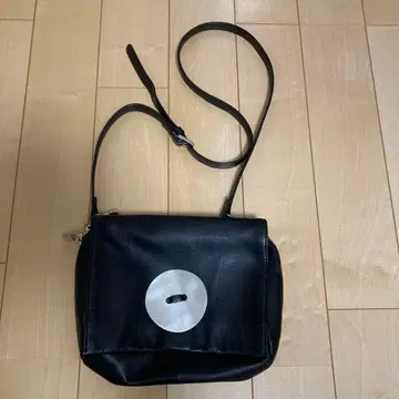 kawakawa 가죽 숄더백