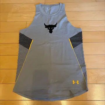 프로젝트 락 언더아머 탱크탑