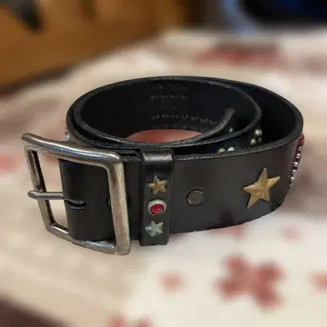 초레어! HTC x MARBLES 스터드 벨트 32