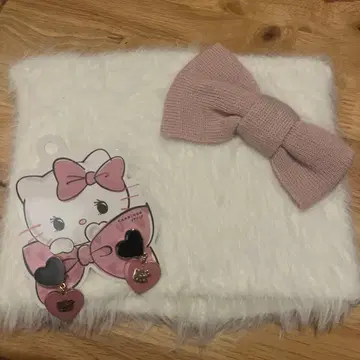 유니버셜 Hello Kitty 모자 귀찌 세트