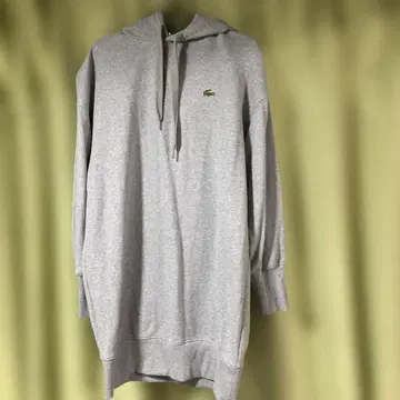 LACOSTE LIVE 그레이 후드티 원피스. 사이즈 36. 기장 80