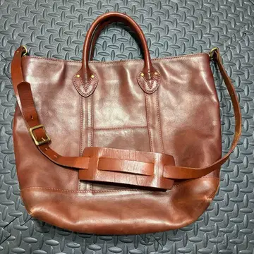 Vasco 브라운 가죽 토트백