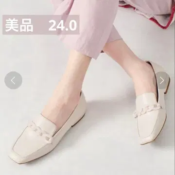 새상품급 오리엔탈 트래픽 체인 모티브 로퍼 38