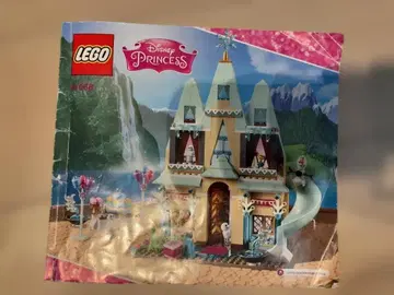 LEGO Disney Princess Frozen Castle41068