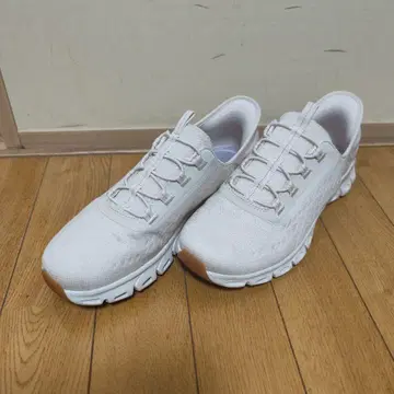 SKECHERS 스케쳐스 슬립인즈 24cm