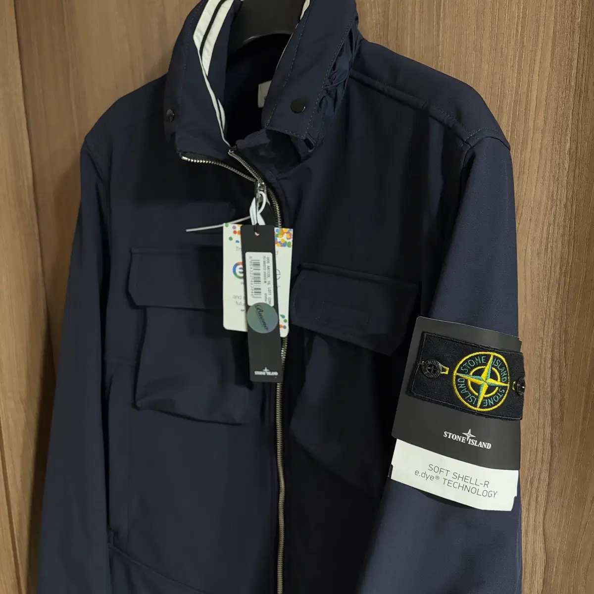 Stone Island Gore-Tex Hooded Jacket Black on Bunjang Global Site