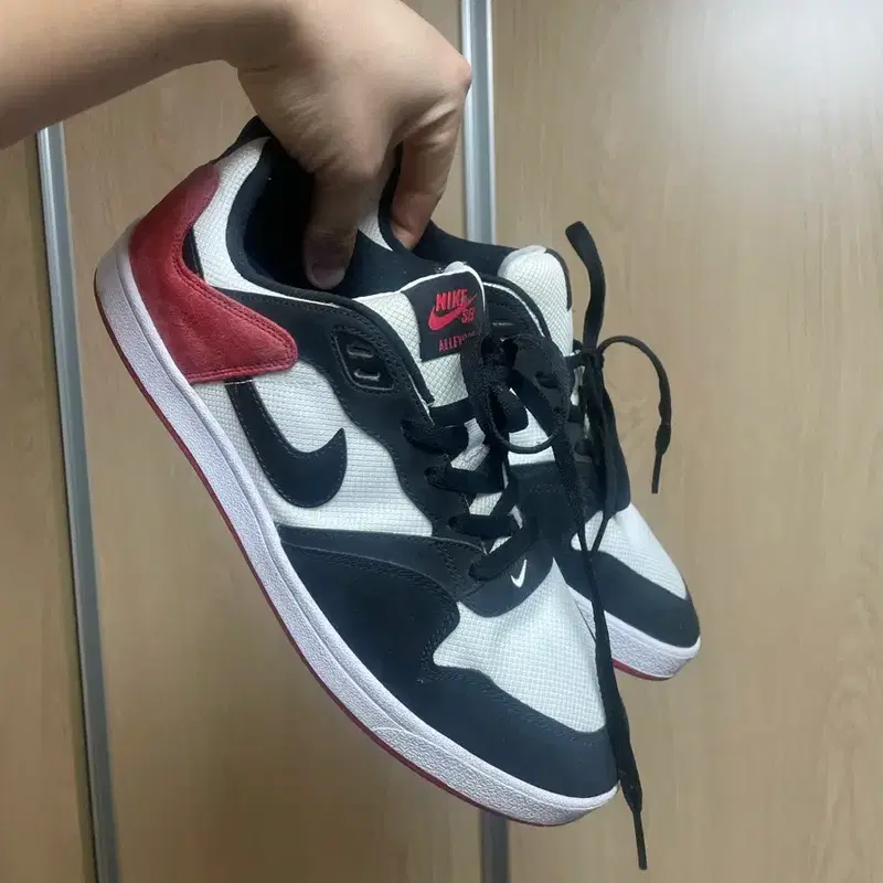 나이키 SB 엘리웁 290 판매