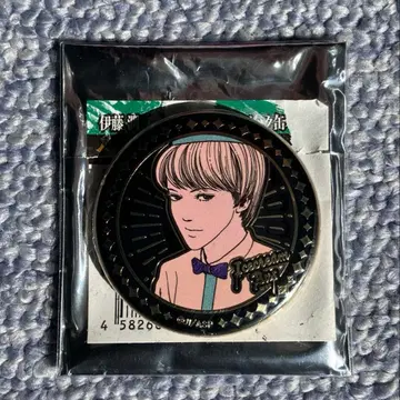 [ 익명 배송 ] 이토 준지 메탈릭 캔뱃지