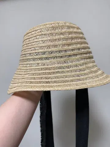 [새상품급] 라 메종 드 릴리스 스트로우 버킷햇