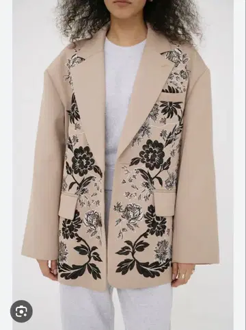 CLANE FLOWER EMBROIDERY TAILORED JACKET