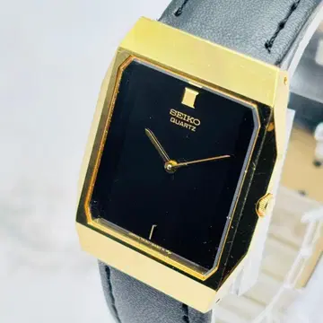 작동 SEIKO 남성용 손목시계 스퀘어 블랙 다이얼 빈티지