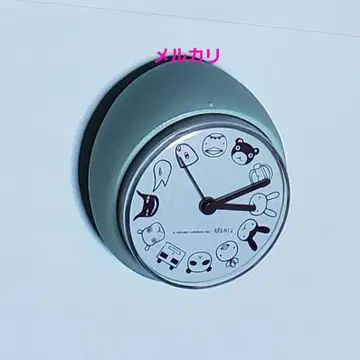 아란지아론조 목욕탕 시계