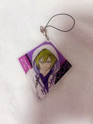 디어 보컬리스트 모모치 아크릴 키링