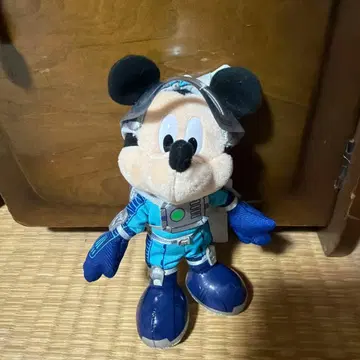 디즈니랜드 스페이스 마운틴 미키 인형 배지