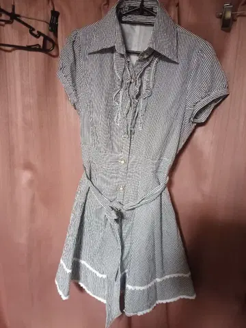 CECIL McBEE 세실 맥비 헤이세이 갸루 스트라이프 반팔 원피스