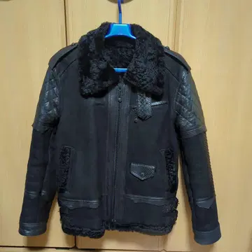 로엔 Roen 무스탕 B-3