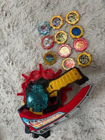 열화전대 젠카이저: 기어다링거 메달 포함