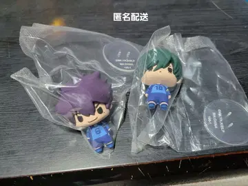 쵸코링 마스코트 블루 록 이토시 린 카라스 타비토