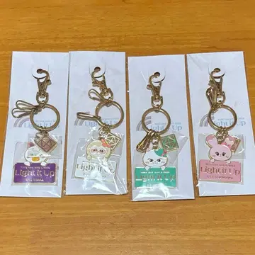 NiziU Light it Up NIZOO 키링