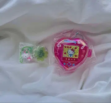 키티 게임기풍 참 헤이세이 여자 아이템 클로버 스트랩 산리오