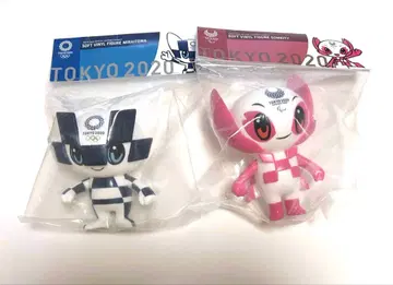 도쿄 2020 올림픽 마스코트 소프트 비닐 피규어 2개 세트