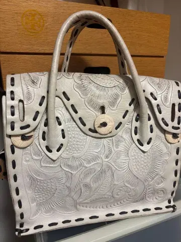 CARVING TRIBES 카빙 트라이브스 S백