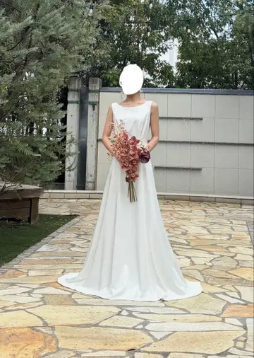 어반 블랑슈 웨딩 드레스 싸개 단추 A라인 화보 촬영