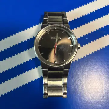 Nixon Cannon 실버 쿼츠 손목시계