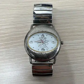 ASTRO BOY 타원형 손목시계
