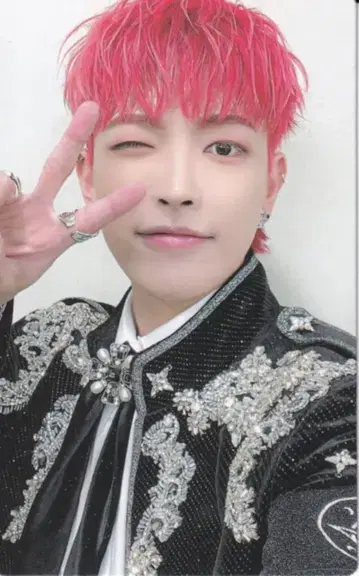 ATEEZ DVD 홍중 2022 더 펠로우십: 비기닝 오브 더 엔드