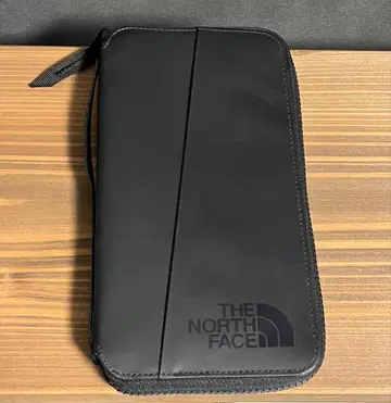THE NORTH FACE 여권 케이스 블랙